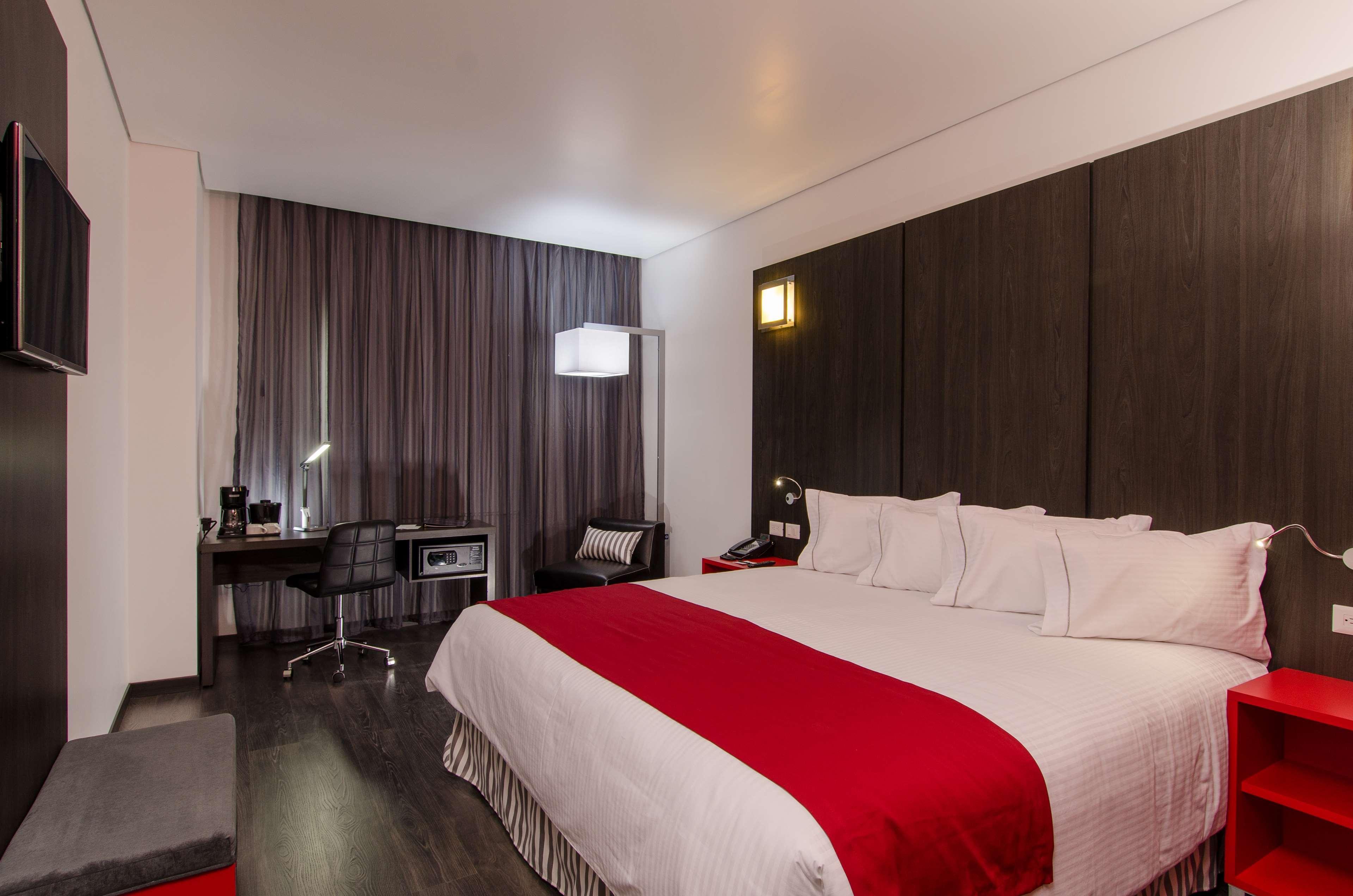 รามาดา อองคอร์ ซานหลุยส์ โปโตซี Hotel ซานหลุยส์โปโตซิ ภายนอก รูปภาพ
