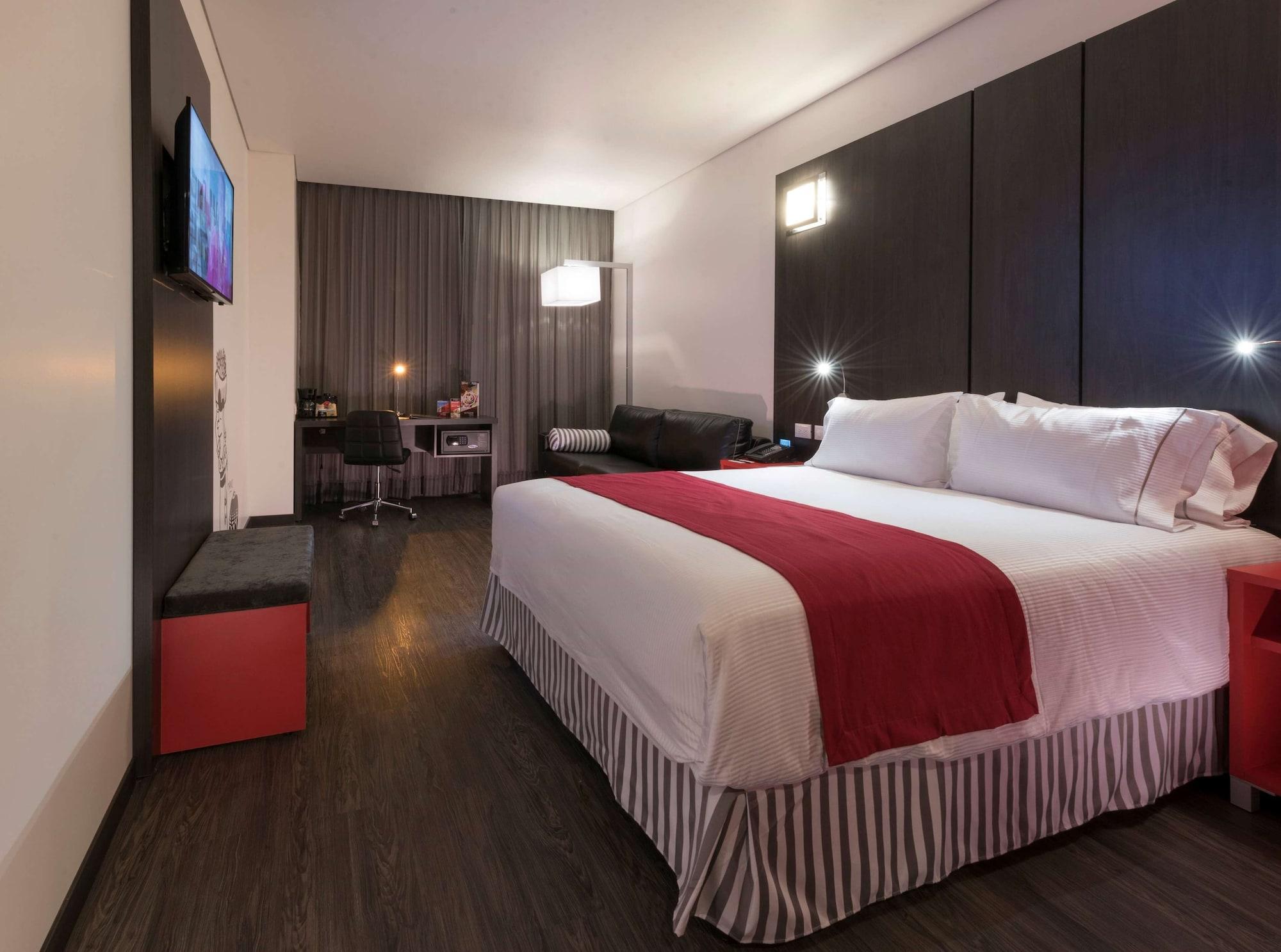 รามาดา อองคอร์ ซานหลุยส์ โปโตซี Hotel ซานหลุยส์โปโตซิ ภายนอก รูปภาพ